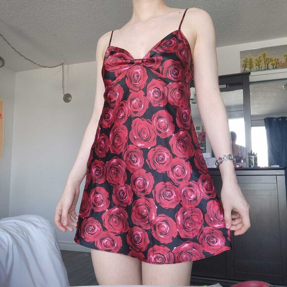 Vintage 90s goth romantic red roses slip dress ✦ night gown with a bow ✦ - Picture 3 of 8